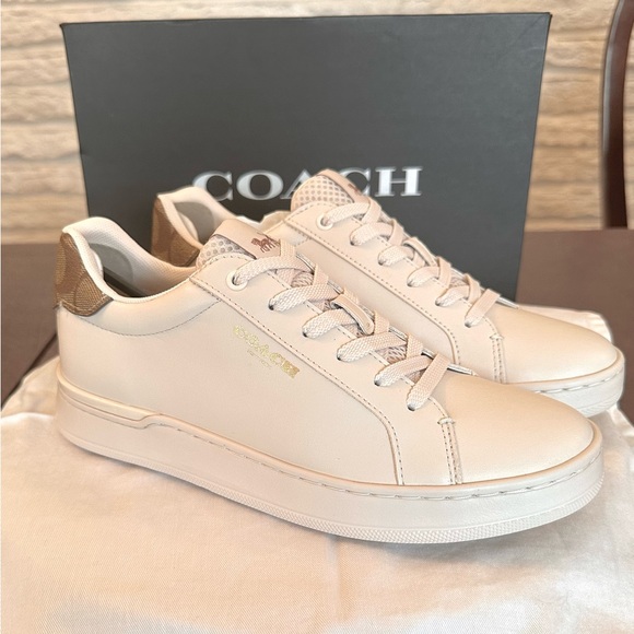 Coach Chalk/Khaki Clip Leather Lotop, Size 7B Sneakers, NWOT-Pristine Condition - Picture 2 of 12